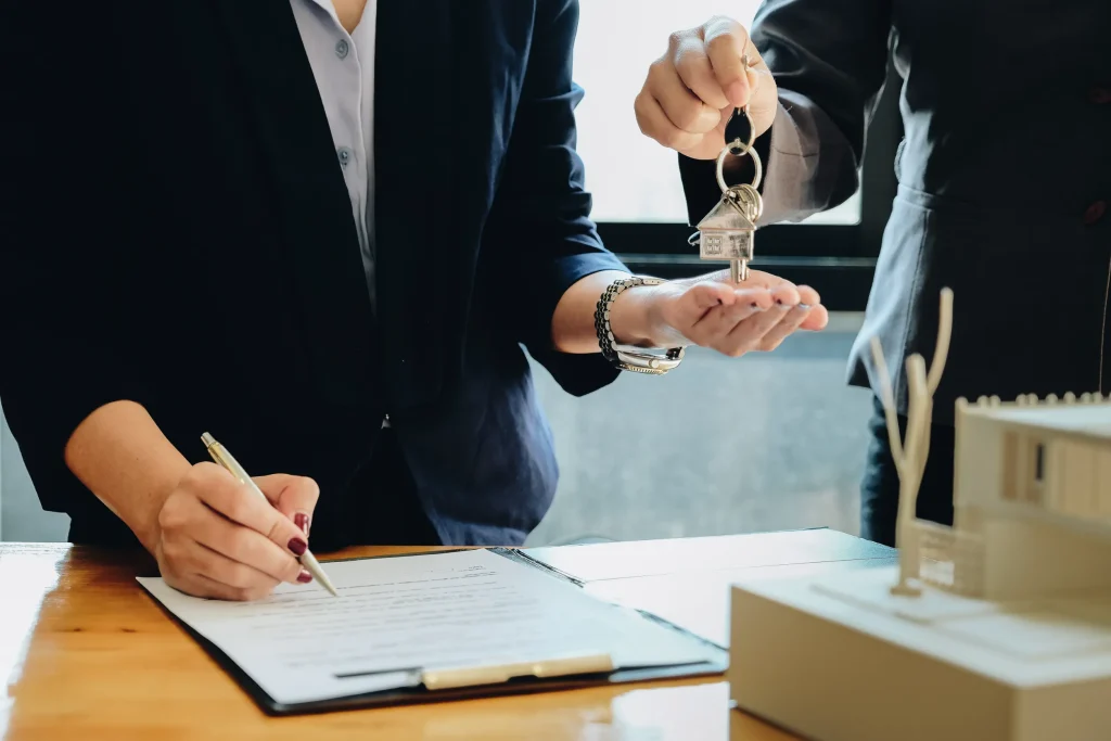 Où peut-on dénicher le code locataire 